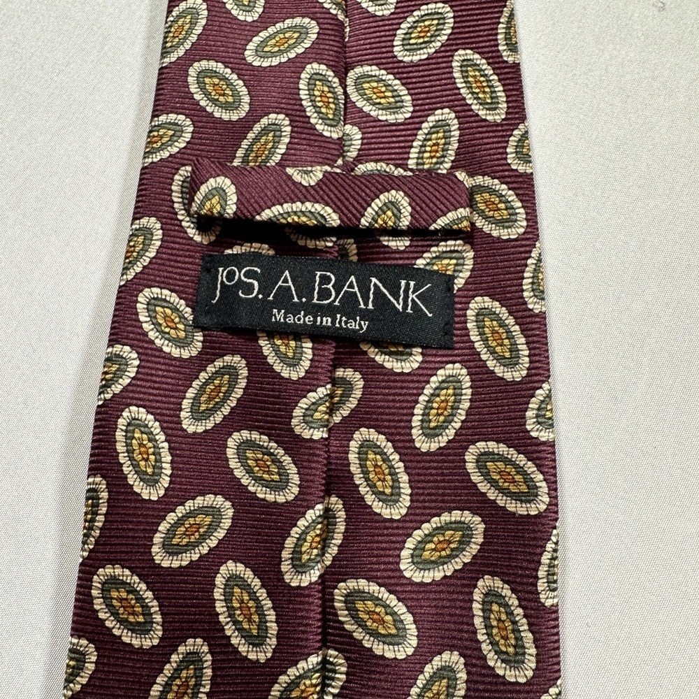 Men’s Jos. A. Bank Italian Made Necktie​​​ - Picture 4 of 5